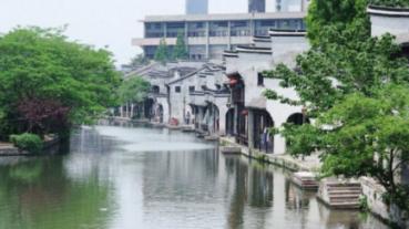 过年做客同事家，带一箱麻小久精酿啤酒去合适吗？